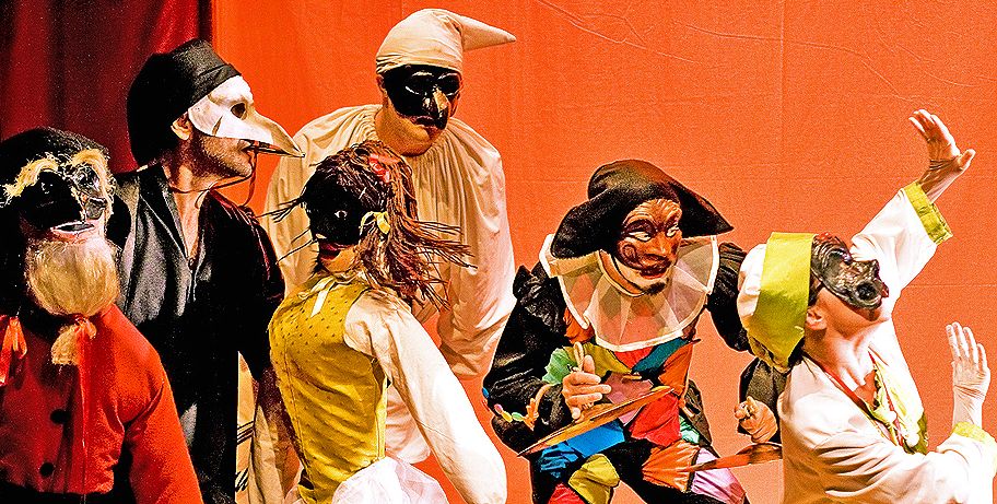 Pinocchio nel gran teatro di Mangiafuoco